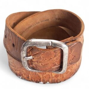 Vintage Style Embossed Brown Leather Belt Size 34W – Western Tooled Design